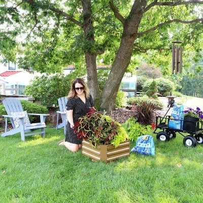 Sunnydaze Decor Sunnydaze Hot Dip Galvanized Steel Raised Garden Bed for Plants, Vegetables, and Flowers - 24" Square x 12" H - Brown 6 Sunnydaze Decor Sunnydaze Hot Dip Galvanized Steel Raised Garden Bed for Plants, Vegetables, and Flowers - 24" Square x 12" H - Brown - Image 4