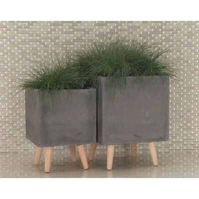 Set of 2 Contemporary Fiber Clay Planters with Wooden Stand - Olivia & May Black 3 Set of 2 Contemporary Fiber Clay Planters with Wooden Stand - Olivia & May Black