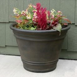 Sunnydaze Decor Sunnydaze Indoor/Outdoor Patio, Garden, or Porch Weather-Resistant Double-Walled Franklin Flower Pot Planter - 20" - Sable Finish