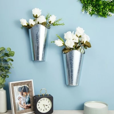 Farmlyn Creek 3 Pack Metal Wall Hanging Planter, Galvanized Plant Pots for Indoor & Outdoor Wall Decor, 11.7 x 5.8 in 3 Farmlyn Creek 3 Pack Metal Wall Hanging Planter, Galvanized Plant Pots for Indoor & Outdoor Wall Decor, 11.7 x 5.8 in