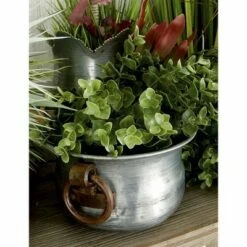Olivia & May Set of 3 Farmhouse Iron Pot Planters - Olivia & May