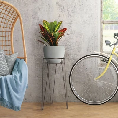 mDesign Midcentury Modern Plant, and Succulent Stand 3 mDesign Midcentury Modern Plant, and Succulent Stand - Image 2